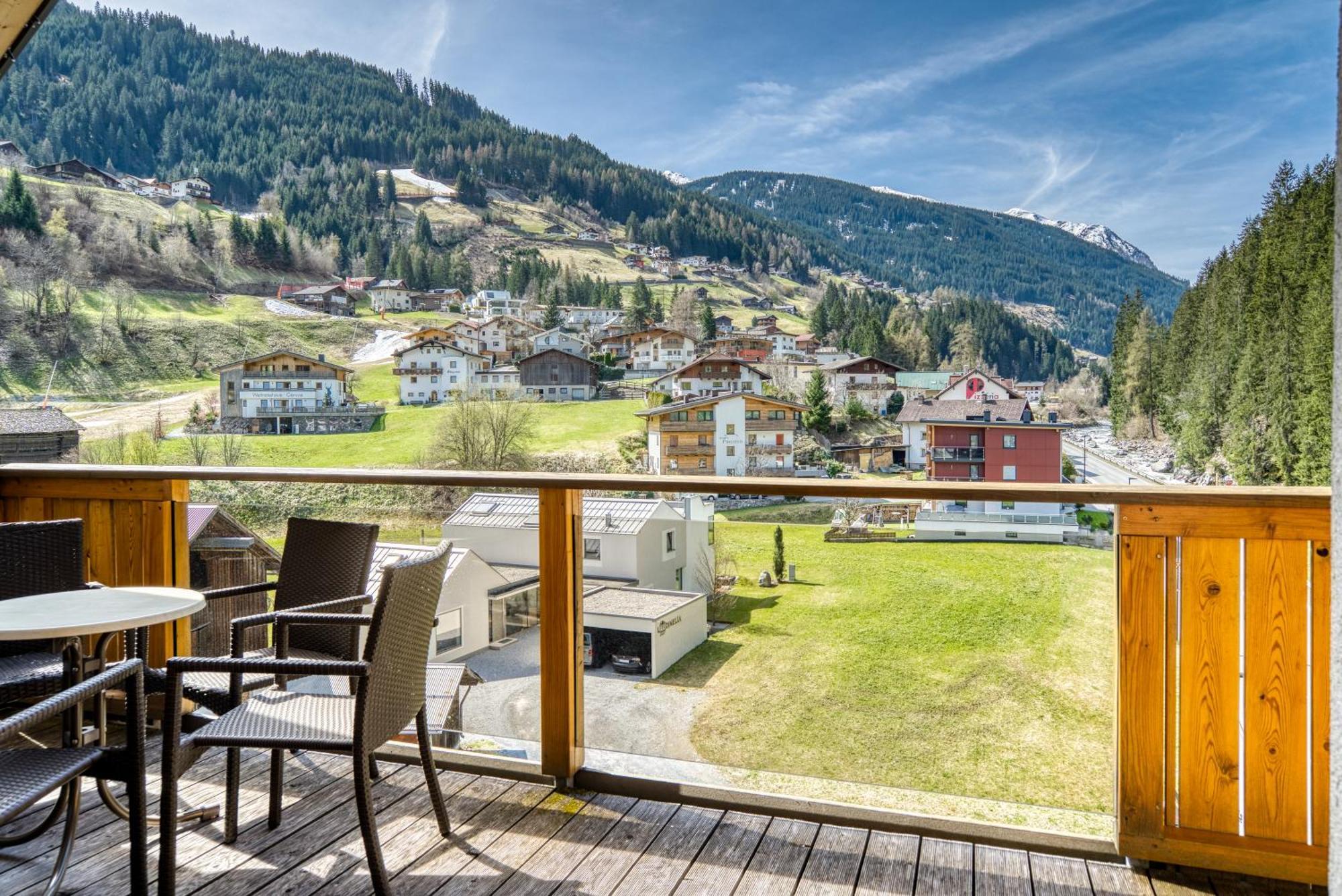 Mallaun Hotel.Erlebnis See Exterior photo
