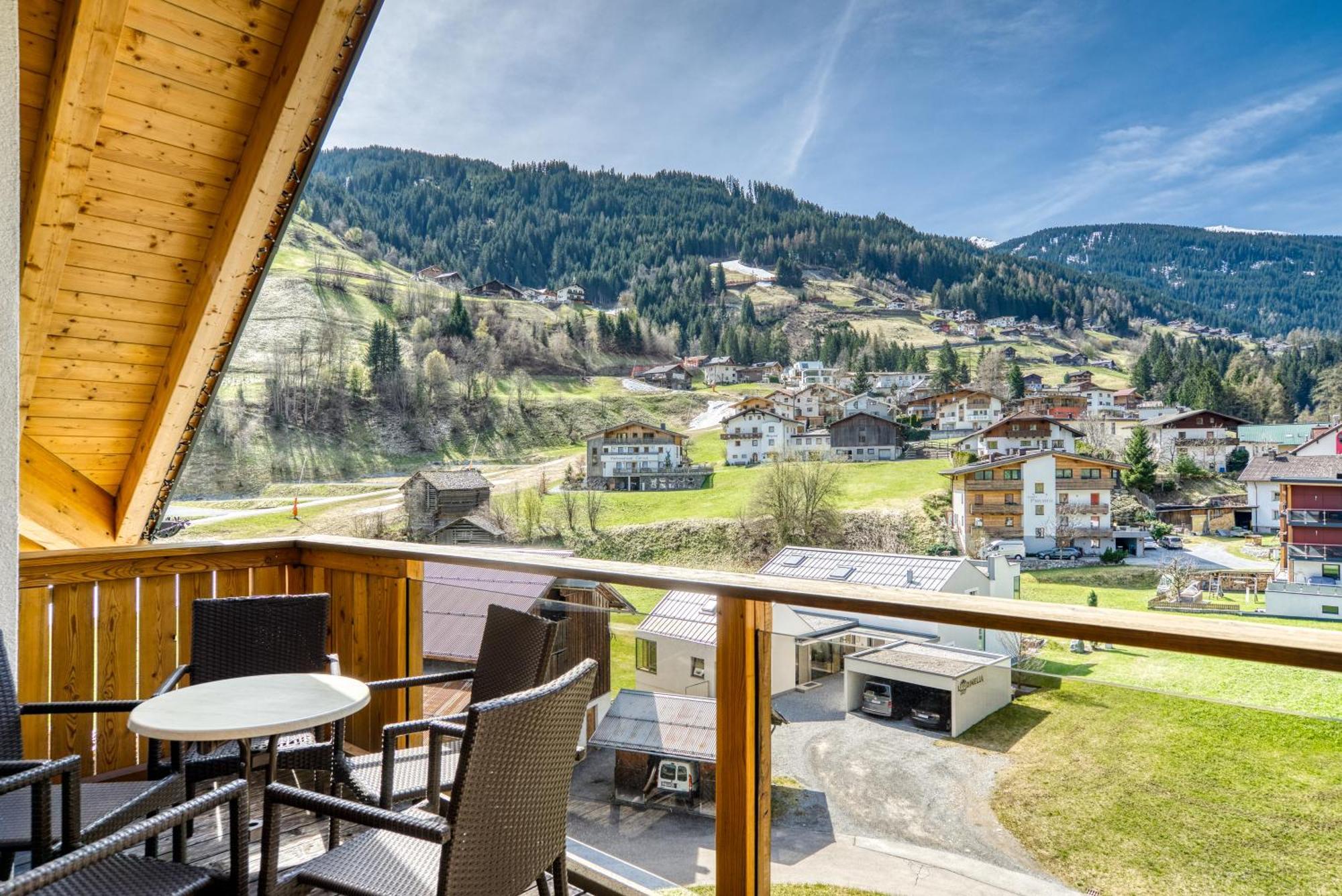 Mallaun Hotel.Erlebnis See Exterior photo